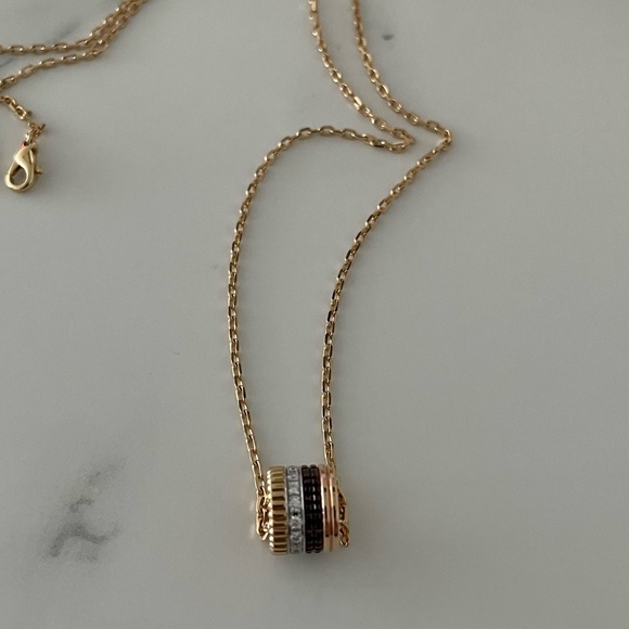 BOUCHERON Quatre Classique Pendant Necklace - Picture 4 of 6